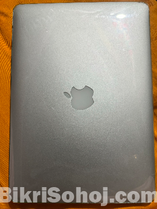 APPLE MACBOOK PRO